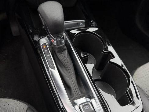 Certified 2024 Chevrolet Trax LT image 21