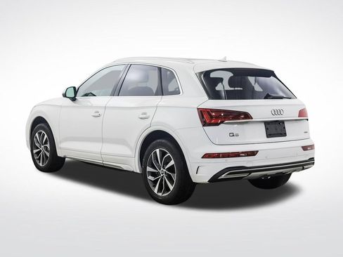 Used 2021 Audi Q5 2.0T Premium w/ Convenience Package AWD/4WD image 3