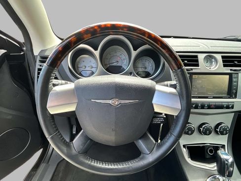 Used 2009 Chrysler Sebring Limited FWD image 22