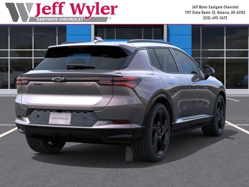 New 2024 Chevrolet Equinox EV RS FWD image 4