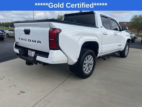 Certified 2024 Toyota Tacoma SR5 AWD/4WD image 35