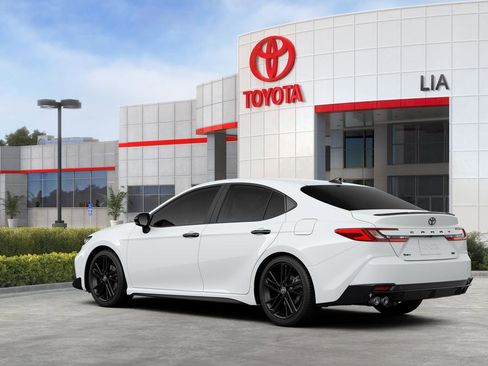 New 2026 Toyota Camry Hybrid image 8