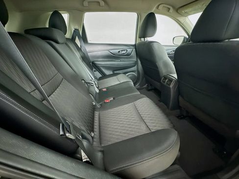Used 2018 Nissan Rogue S FWD image 33