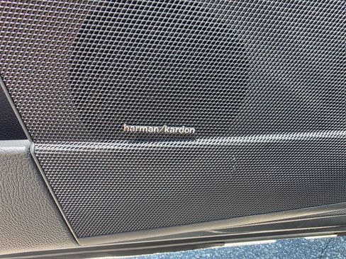 Used 2011 Mercedes-Benz S 550 w/ Sport Pkg Plus One image 12
