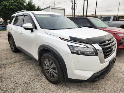Used 2025 Nissan Pathfinder SV w/ Cargo Package