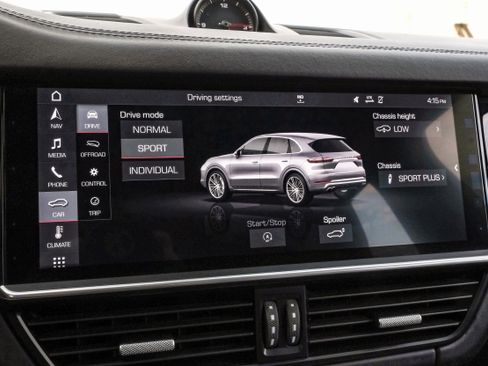 Used 2019 Porsche Cayenne Turbo image 33