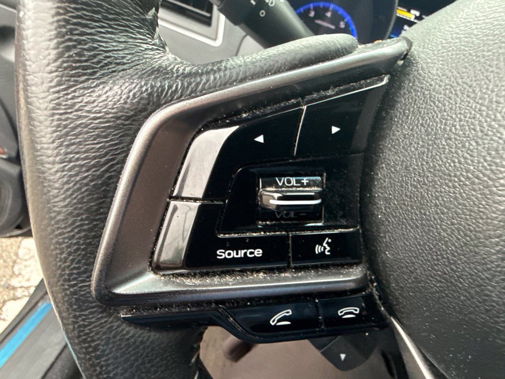 Used 2019 Subaru Outback 3.6R Touring AWD/4WD image 19