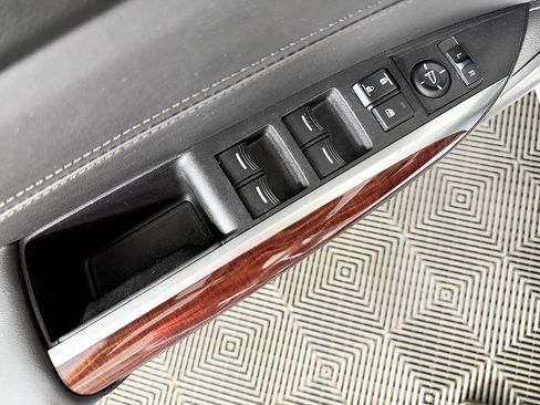Used 2015 Acura TLX V6 SH-AWD w/ Advance Package image 30