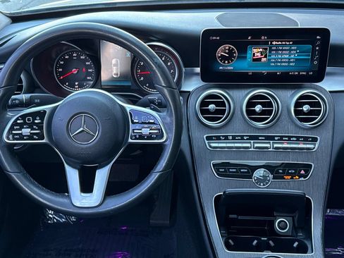Used 2019 Mercedes-Benz C 300 Sedan image 15