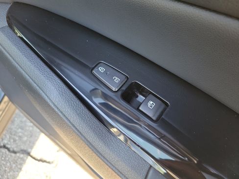 Certified 2023 Kia Sportage EX FWD image 11
