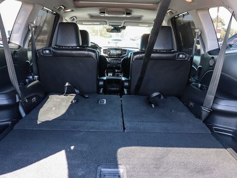 Used 2019 Honda Pilot Elite image 18