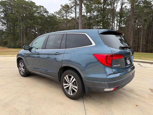 Used 2017 Honda Pilot EX-L image 3