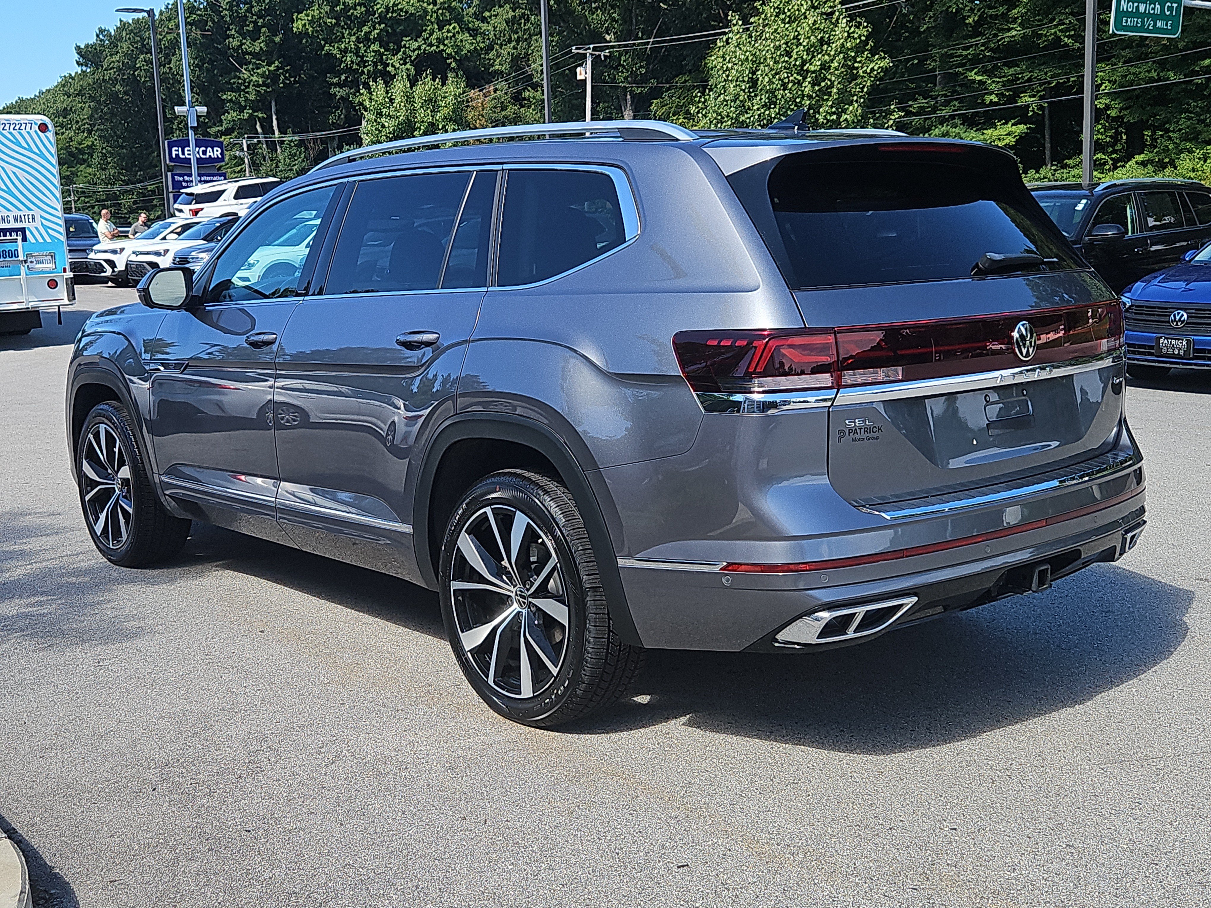 Certified 2024 Volkswagen Atlas SEL Premium R-Line AWD/4WD image 30
