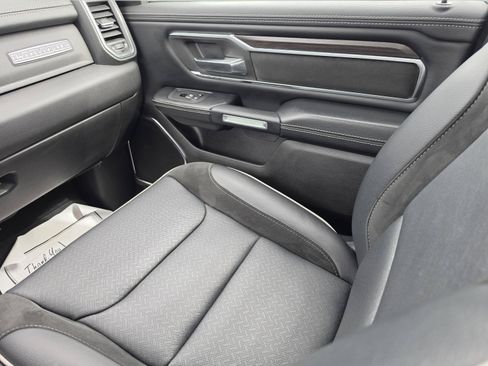 Used 2025 RAM 1500 Laramie AWD/4WD image 24
