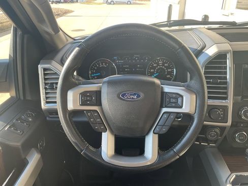 Used 2016 Ford F150 Lariat image 12