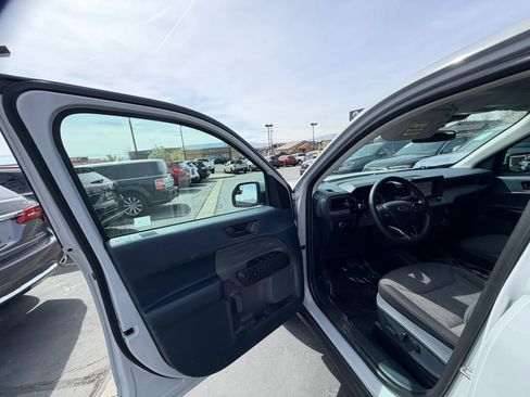 Used 2023 Ford Maverick Tremor w/ Tremor Off-Road Package AWD/4WD image 10