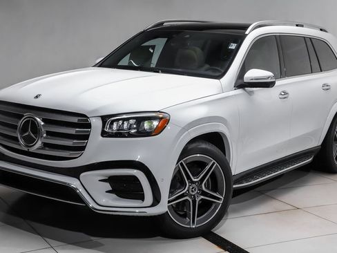 New 2026 Mercedes-Benz GLS 450 4MATIC image 1