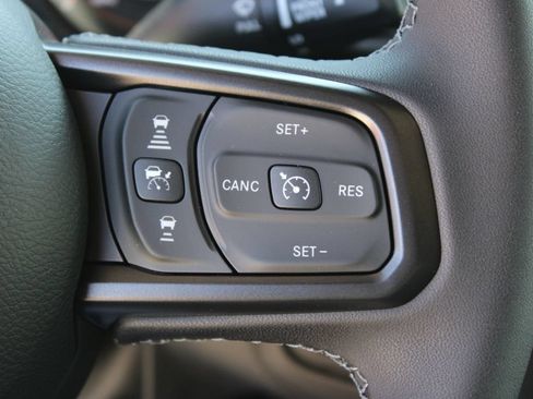 New 2026 Jeep Gladiator Rubicon w/ Whitecap Package AWD/4WD image 24