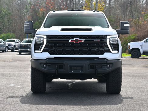Used 2024 Chevrolet Silverado 2500 ZR2 w/ ZR2 Bison Edition image 32