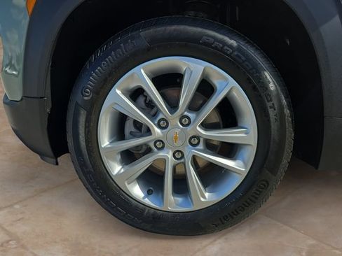 Used 2025 Chevrolet TrailBlazer LS w/ LS Convenience Package FWD image 14