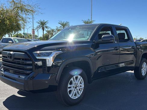 Used 2024 Toyota Tundra SR5 image 3