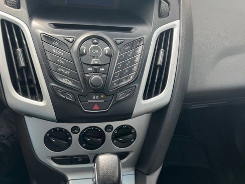 Used 2013 Ford Focus SE image 11