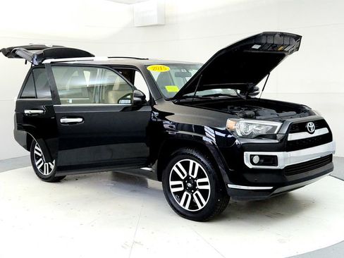 Used 2015 Toyota 4Runner Limited AWD/4WD image 12