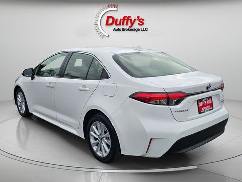 Used 2023 Toyota Corolla XLE image 16