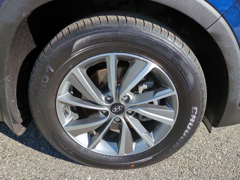 Used 2020 Hyundai Santa Fe Limited image 11