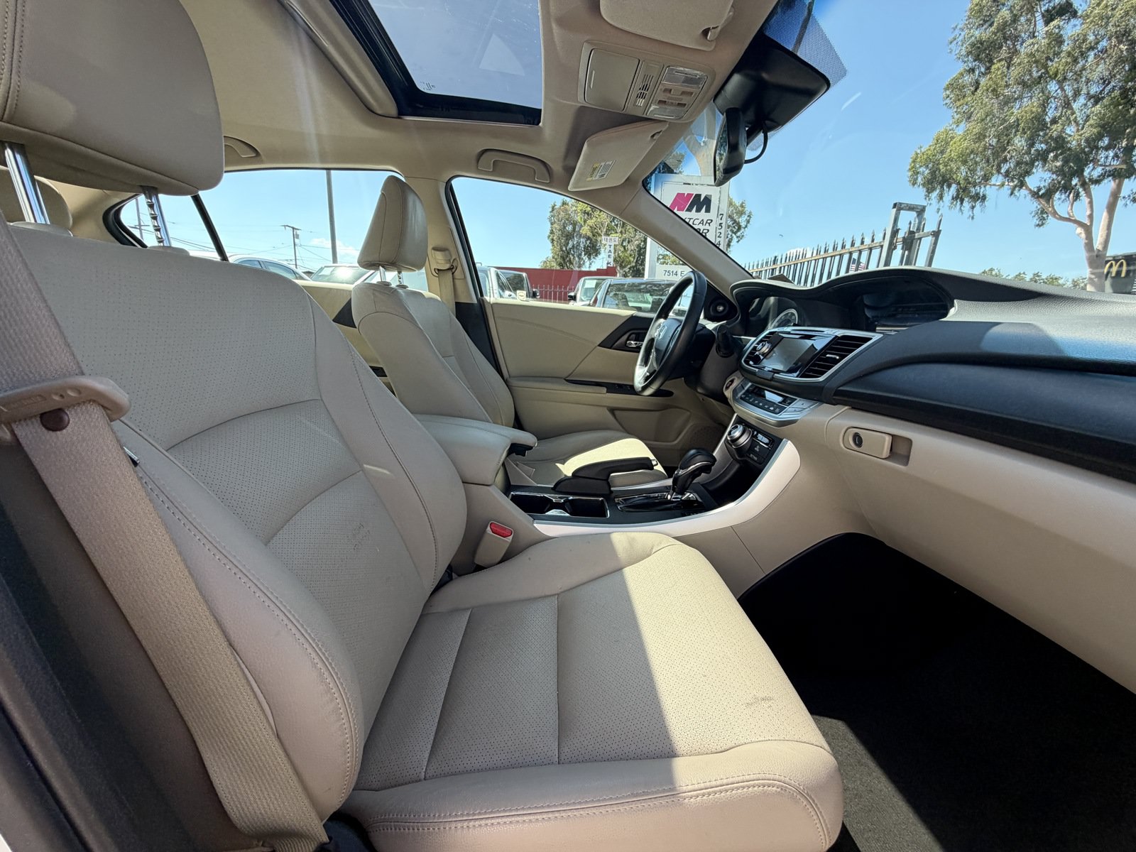 Used 2013 Honda Accord EX-L image 9