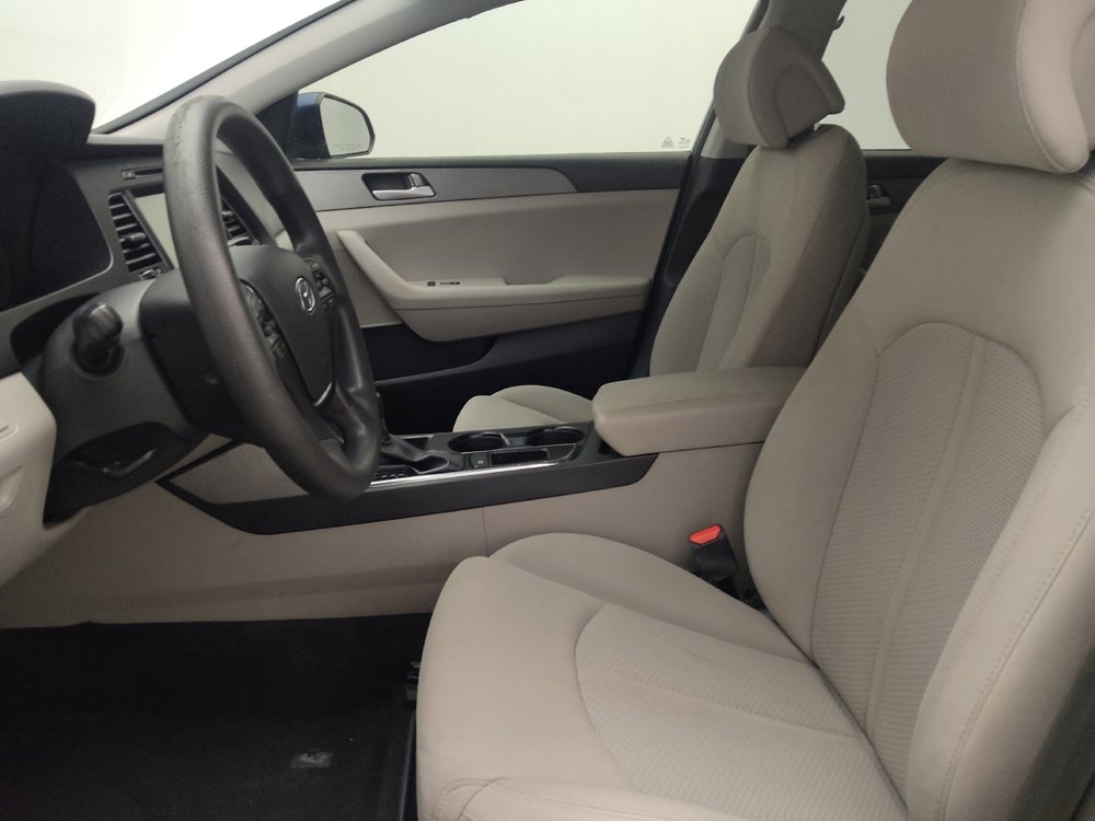 Used 2016 Hyundai Sonata SE FWD image 17