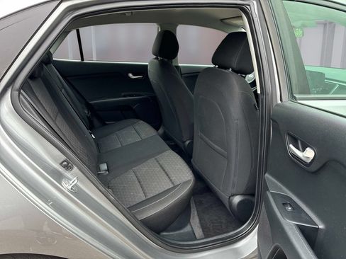 Used 2021 Kia Rio S FWD image 10