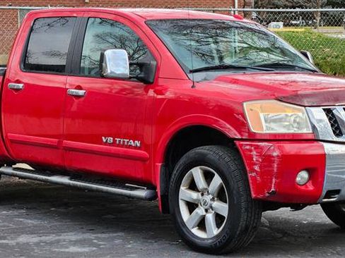 Used 2008 Nissan Titan 4x4 Crew Cab image 7