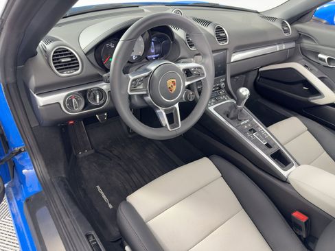 Used 2025 Porsche 718 Boxster S image 4