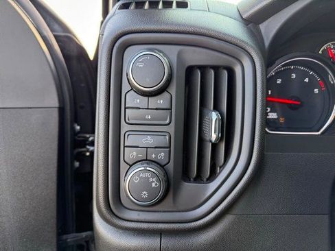 Used 2022 Chevrolet Silverado 2500 Custom w/ Gooseneck/5TH Wheel Package image 42