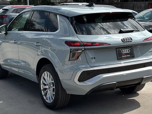 New 2026 Audi Q3 quattro 2.0T AWD/4WD image 5