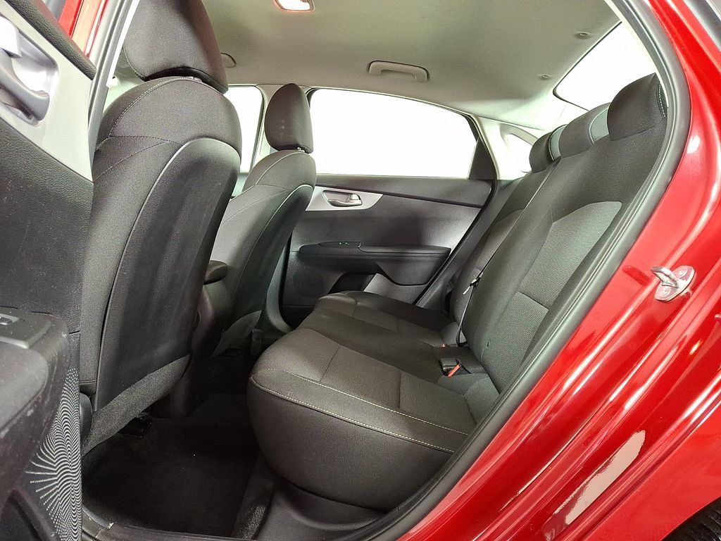 Used 2023 Kia Forte LXS w/ LXS Technology Package FWD image 13