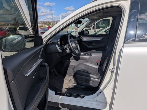Used 2025 MAZDA CX-70 3.3 Turbo w/ Premium Package image 14