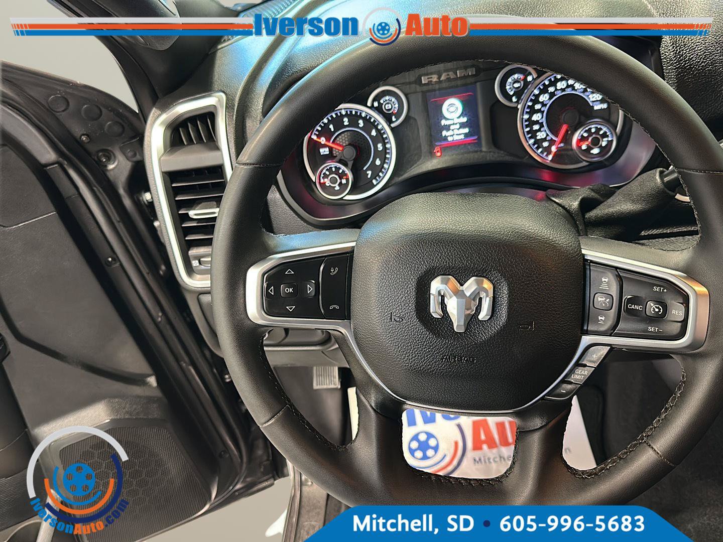 Used 2026 RAM 2500 Big Horn AWD/4WD image 16