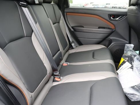 Used 2025 Subaru Forester Sport image 19