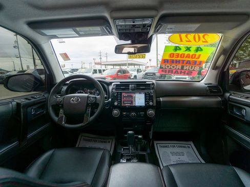 Used 2021 Toyota 4Runner Venture w/ Moonroof Package image 2