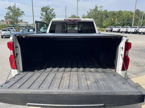 Used 2020 Chevrolet Silverado 1500 LTZ w/ LTZ Plus Package AWD/4WD image 27
