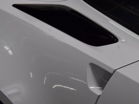 Used 2016 Chevrolet Corvette Z06 w/ 2LZ Preferred Equipment Group image 21