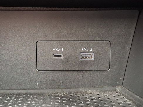Certified 2025 Nissan Pathfinder SV w/ SV Premium Package AWD/4WD image 24