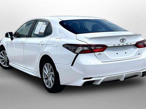 Used 2024 Toyota Camry SE FWD image 10