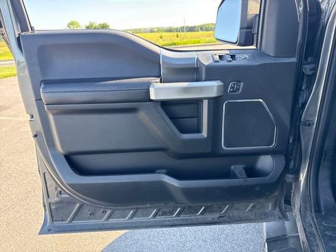 Used 2017 Ford F150 Lariat AWD/4WD image 24