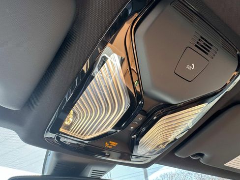 Certified 2025 BMW 330i xDrive Sedan w/ Premium Package image 23