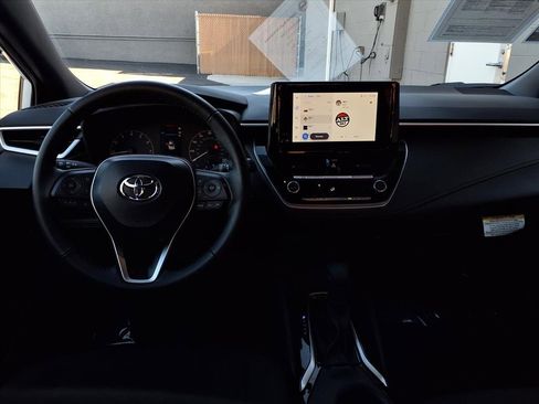 Certified 2025 Toyota Corolla SE image 19