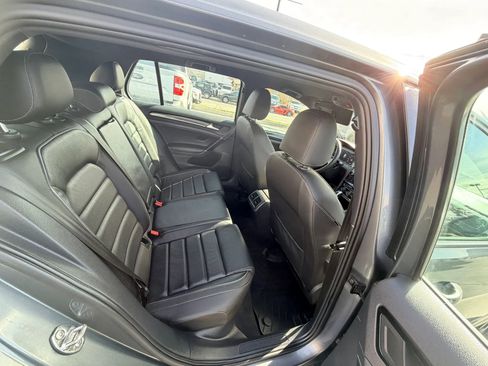 Used 2018 Volkswagen Golf 4-Door AWD/4WD image 26