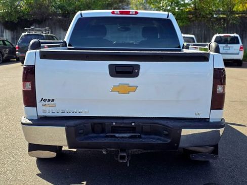 Used 2011 Chevrolet Silverado 1500 LT AWD/4WD image 6